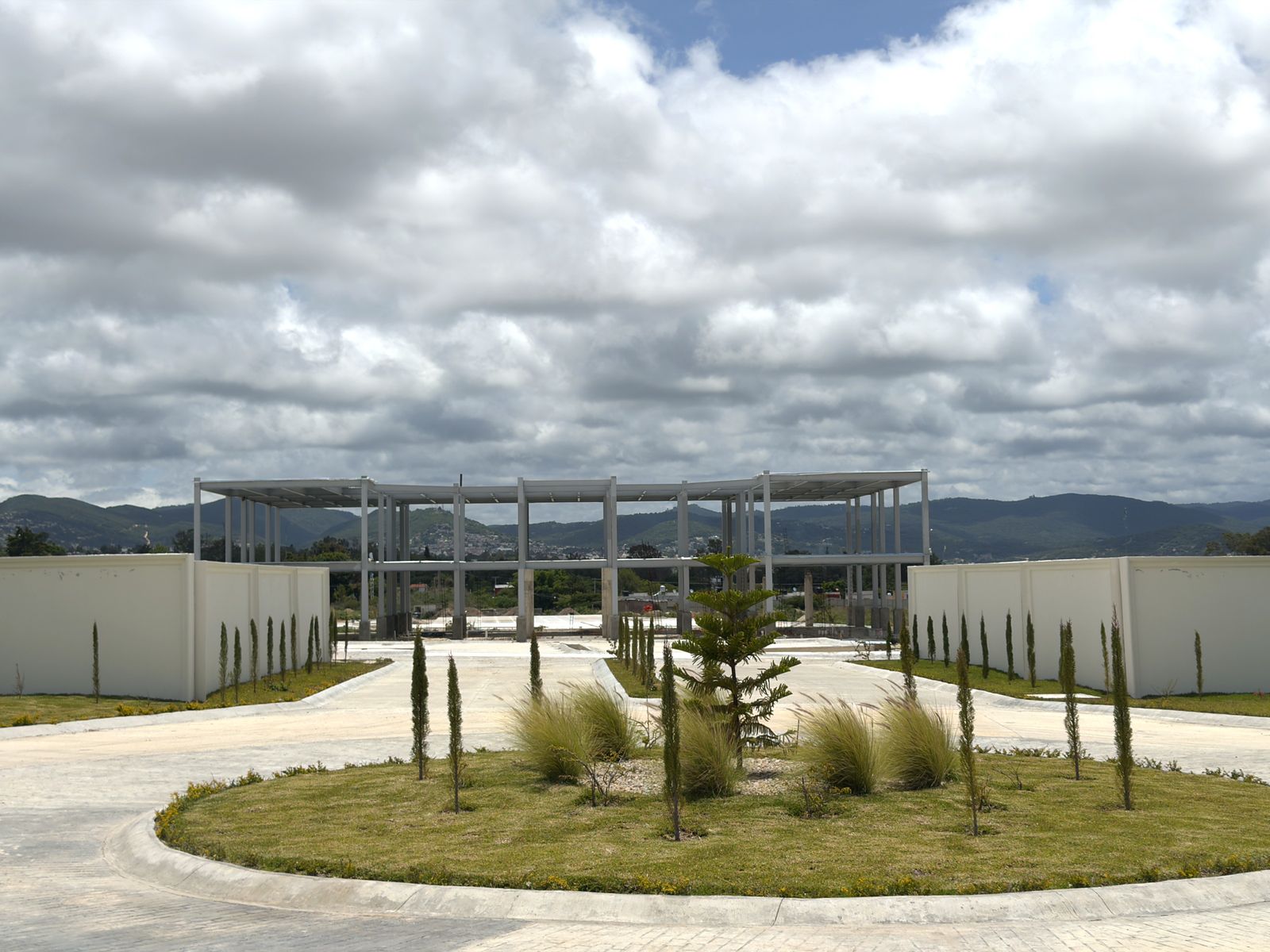 Glorieta de acceso